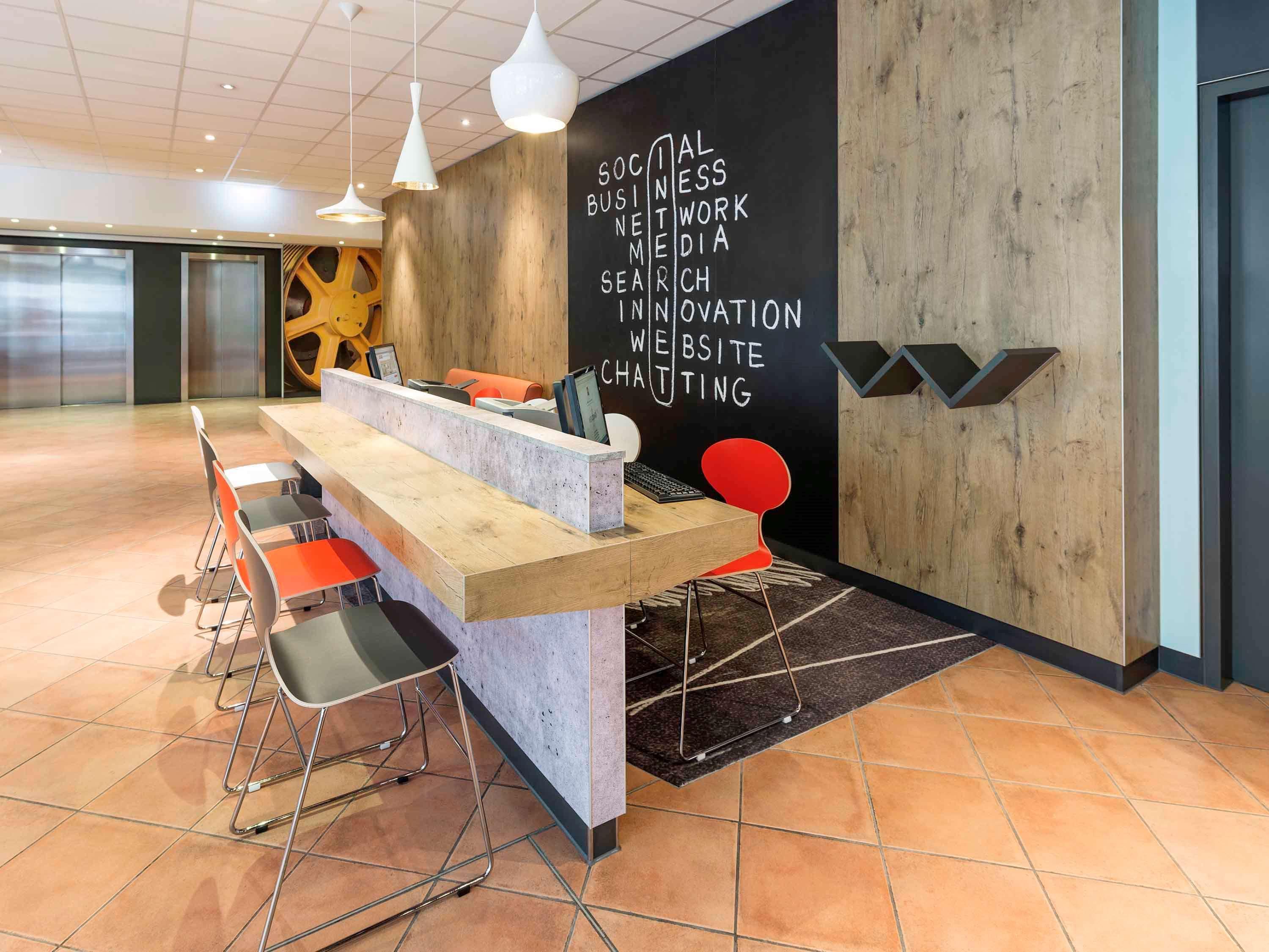 Ibis Muenchen Parkstadt Schwabing Екстериор снимка