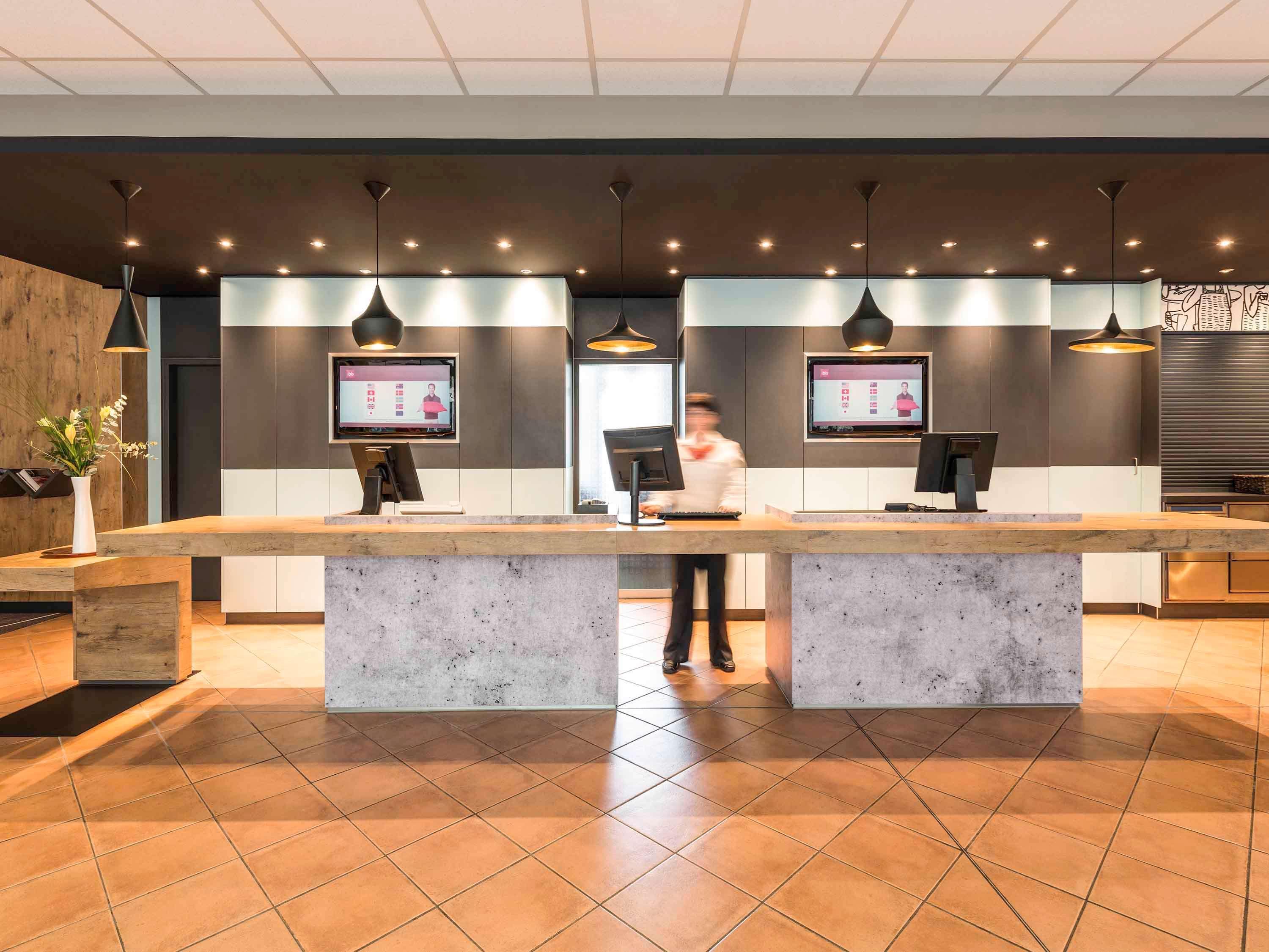Ibis Muenchen Parkstadt Schwabing Екстериор снимка