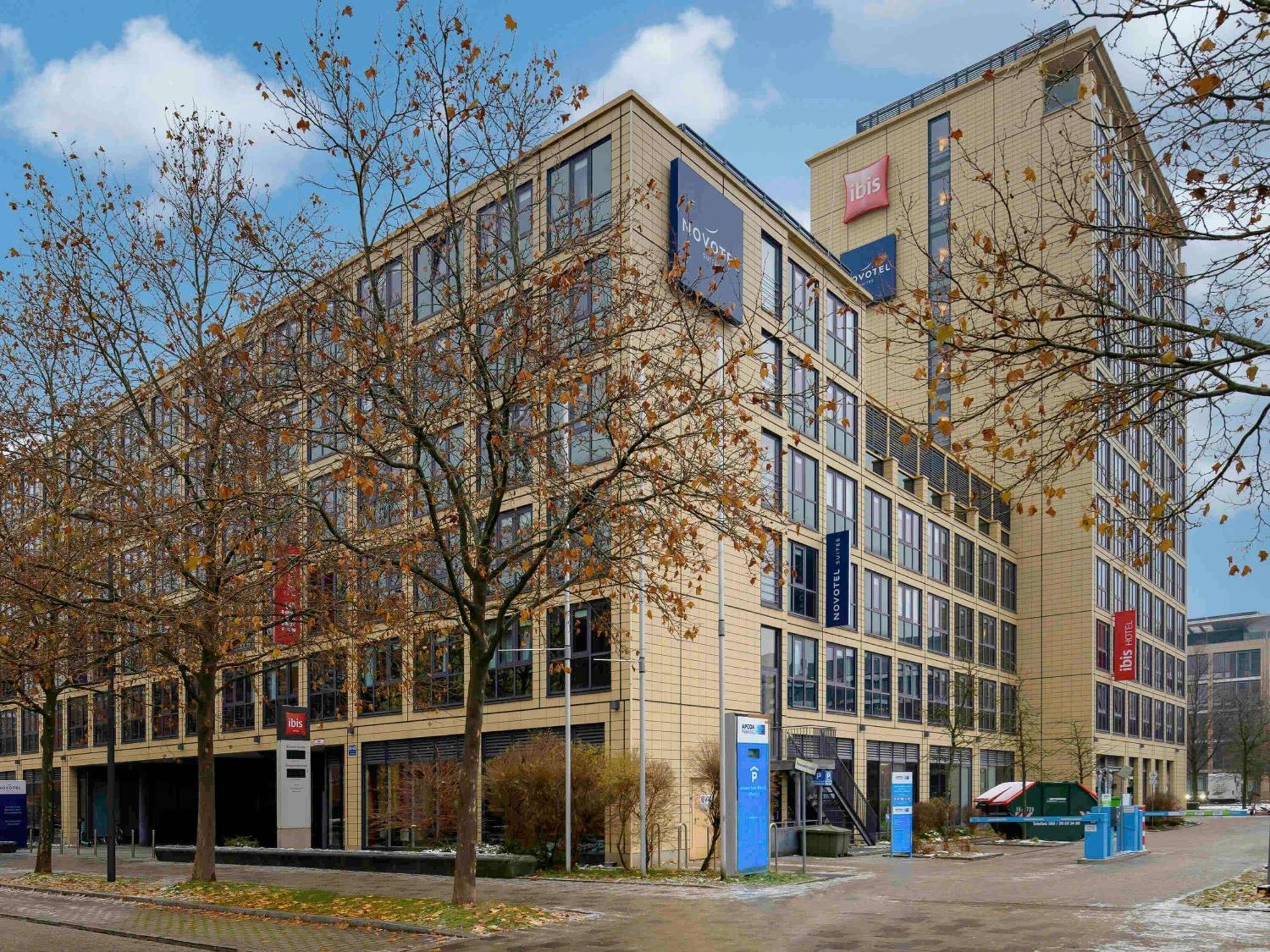 Ibis Muenchen Parkstadt Schwabing Екстериор снимка