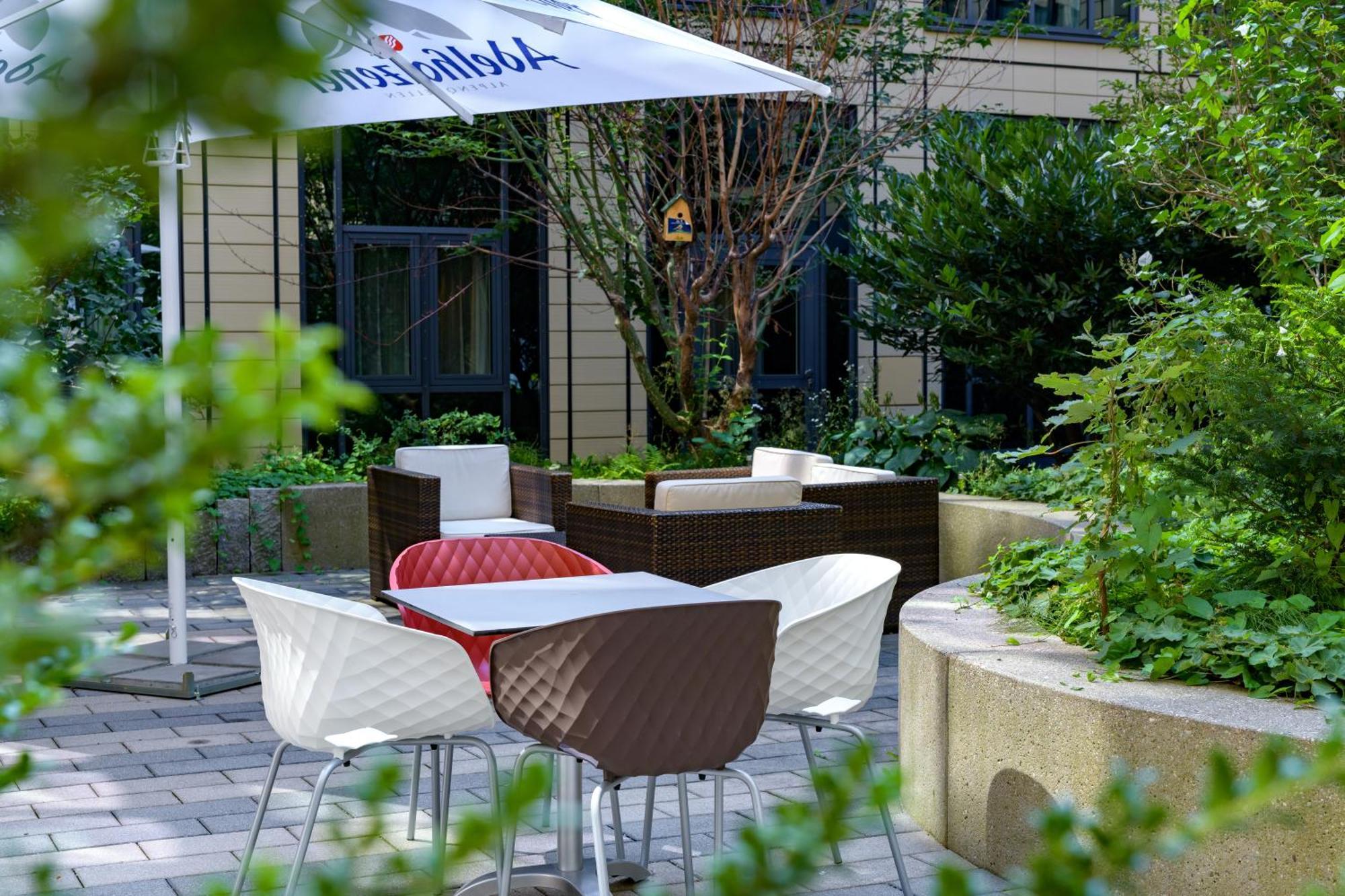 Ibis Muenchen Parkstadt Schwabing Екстериор снимка