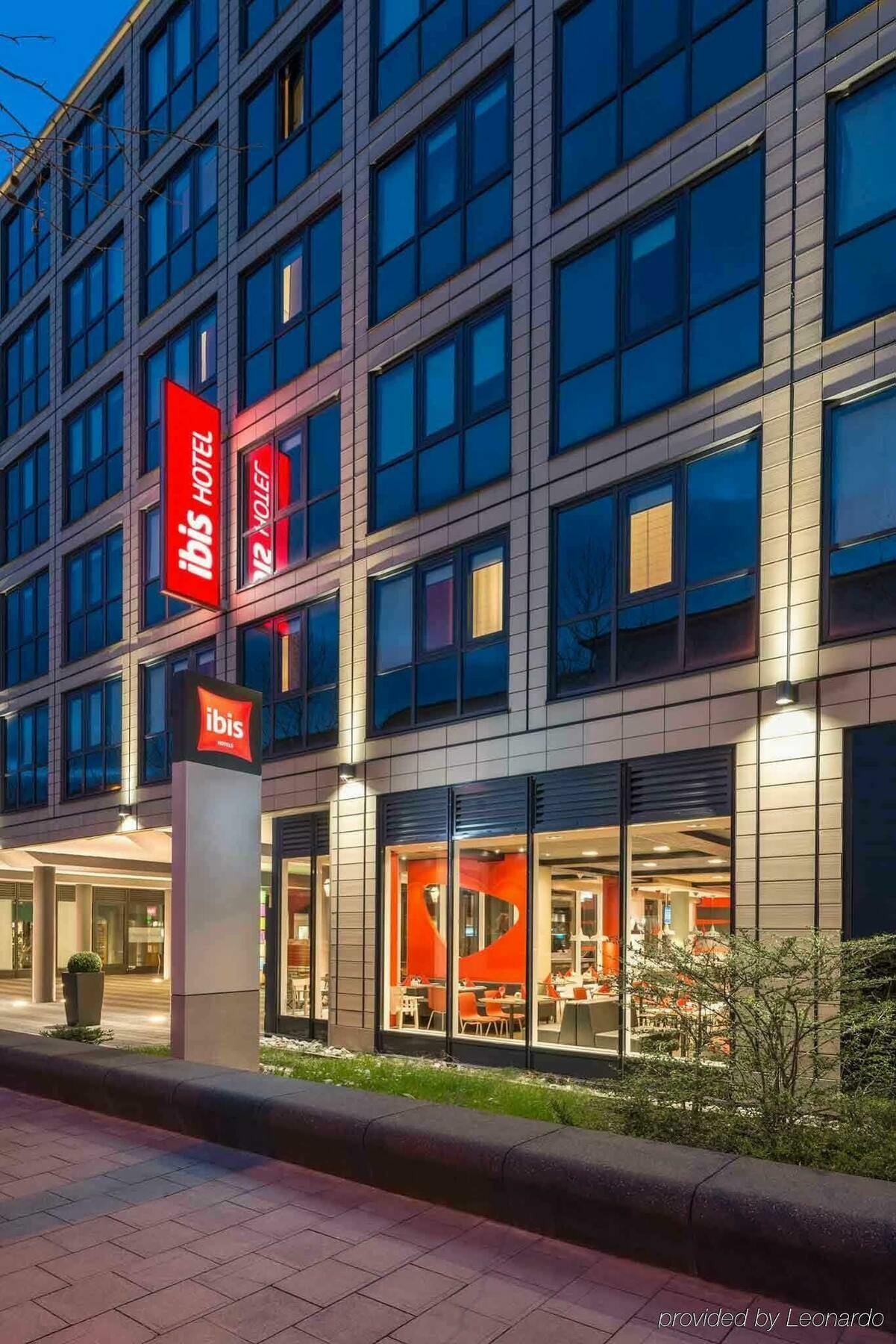 Ibis Muenchen Parkstadt Schwabing Екстериор снимка